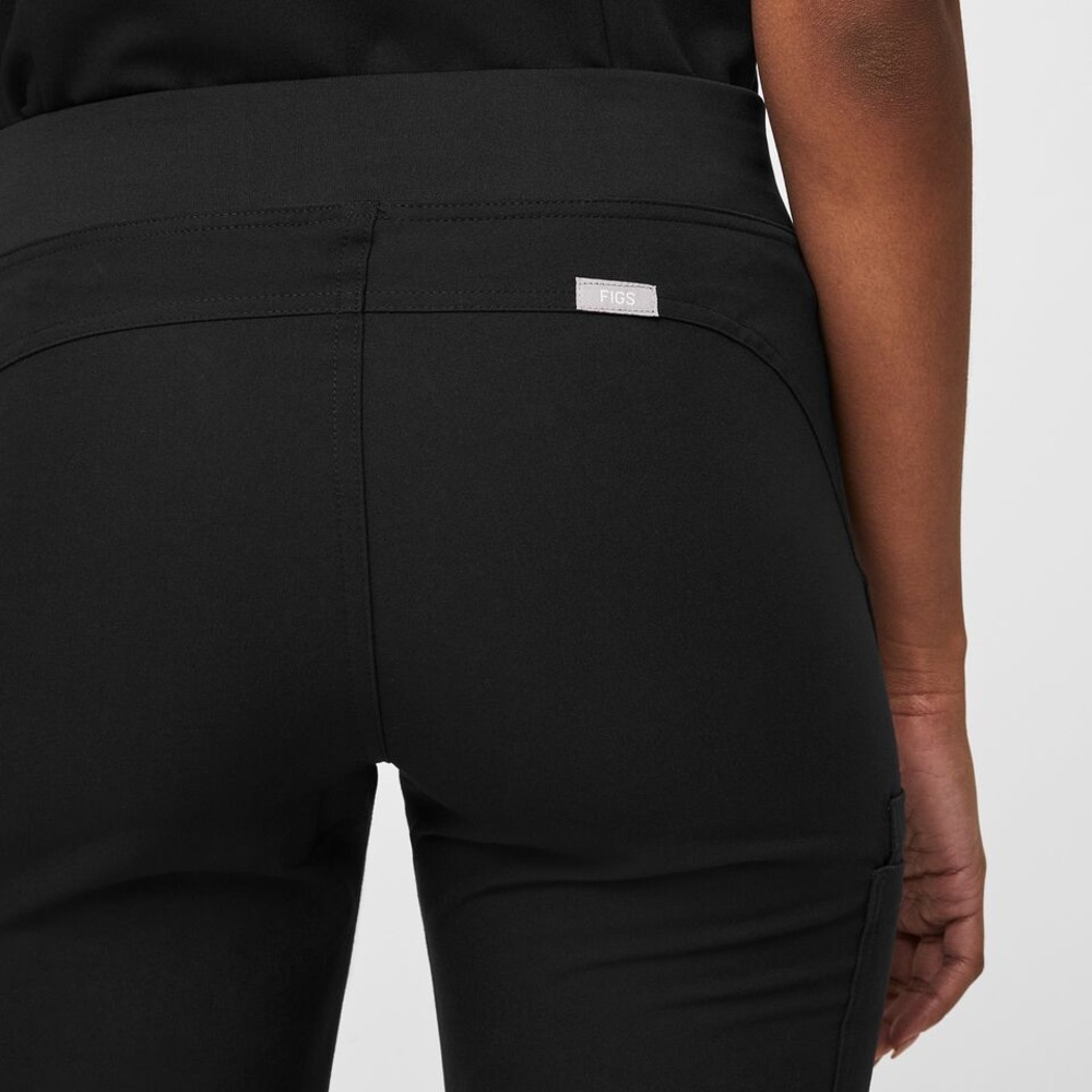 Kade™ Cargo Scrub Pants - Picture 6 of 12